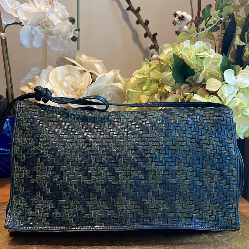 Desmo Italy Large Woven Leather Houndstooth Crossbody in Green Leather